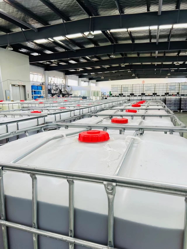 Dielektrik Gücü 20-30kV / mm ve Sertleştirme Kısaltımı 0.8-1.0% Elektriksel Epoksi Bileşik