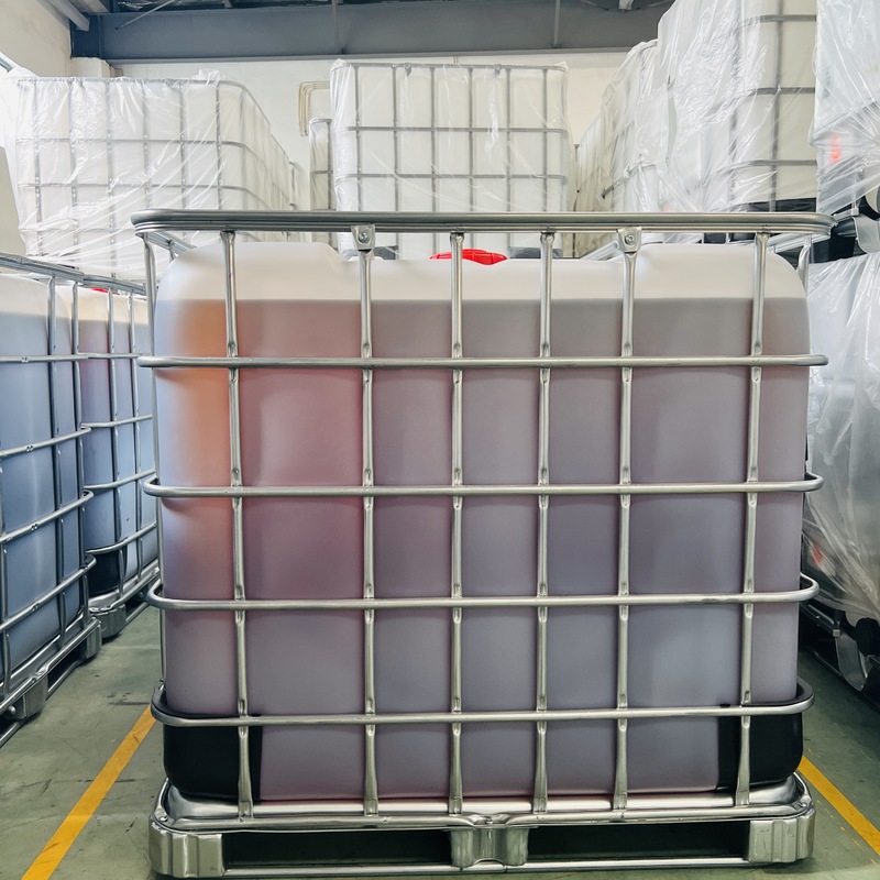 10-35kv elektrik yalıtım bileşenleri için kristal açık sıvı epoksi reçine süt gibi beyaz yapışkan sıvıyla