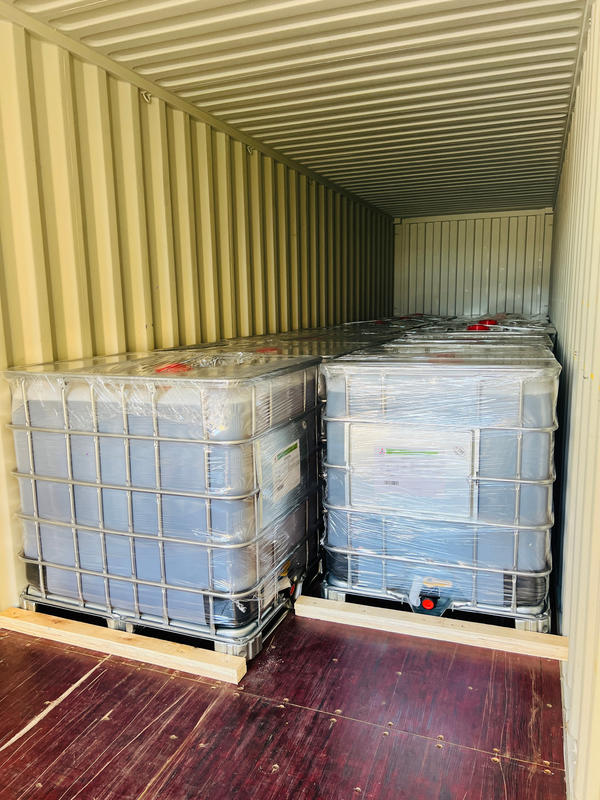 500-1500 MPa·s Viskoziteli Yüksek Dielektrik Dayanımlı (15-25 KV/mm) ve Güçlü Yapışma Özellikli Elektrik Yalıtımı İçin Epoksi Reçine